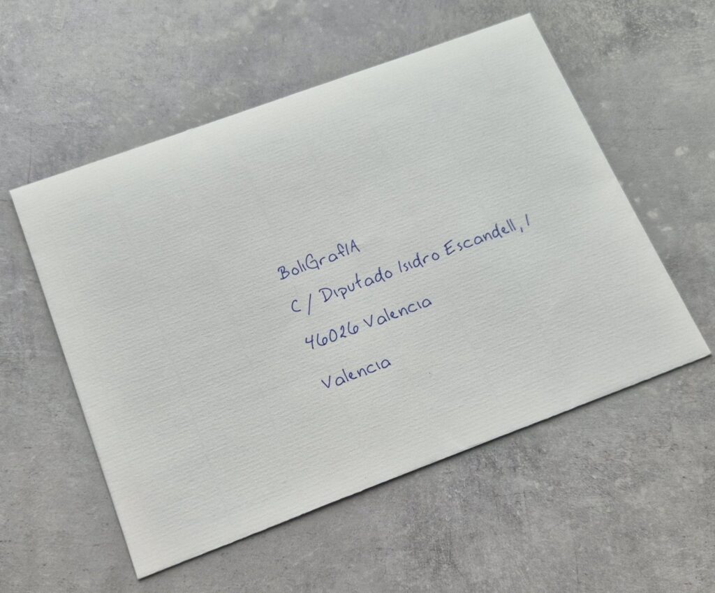 sobre manuscrito para agradecimiento a clientes